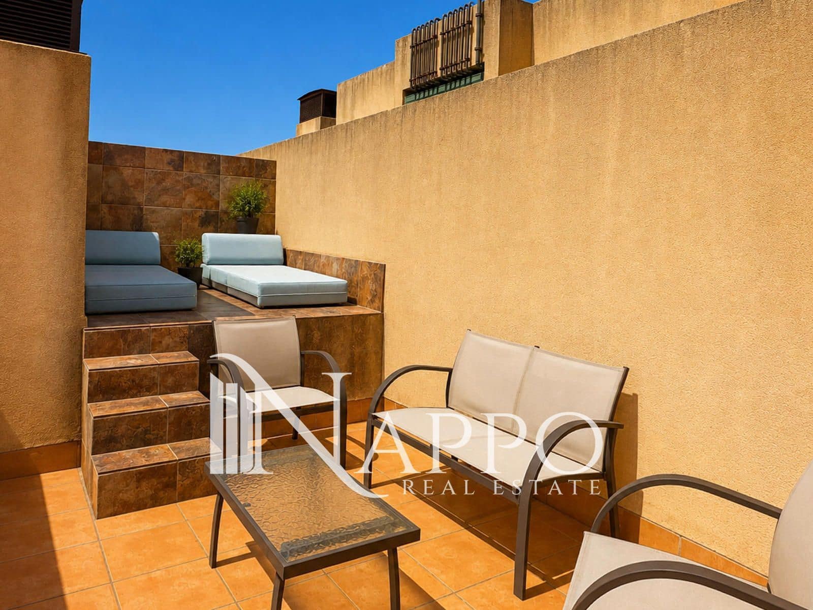 2 makuuhuone Kattohuoneisto vuokrattavana paikassa Palma de Mallorca mukana uima-altaan 
autotalli - 2 000 € (Ref: 10039039)
