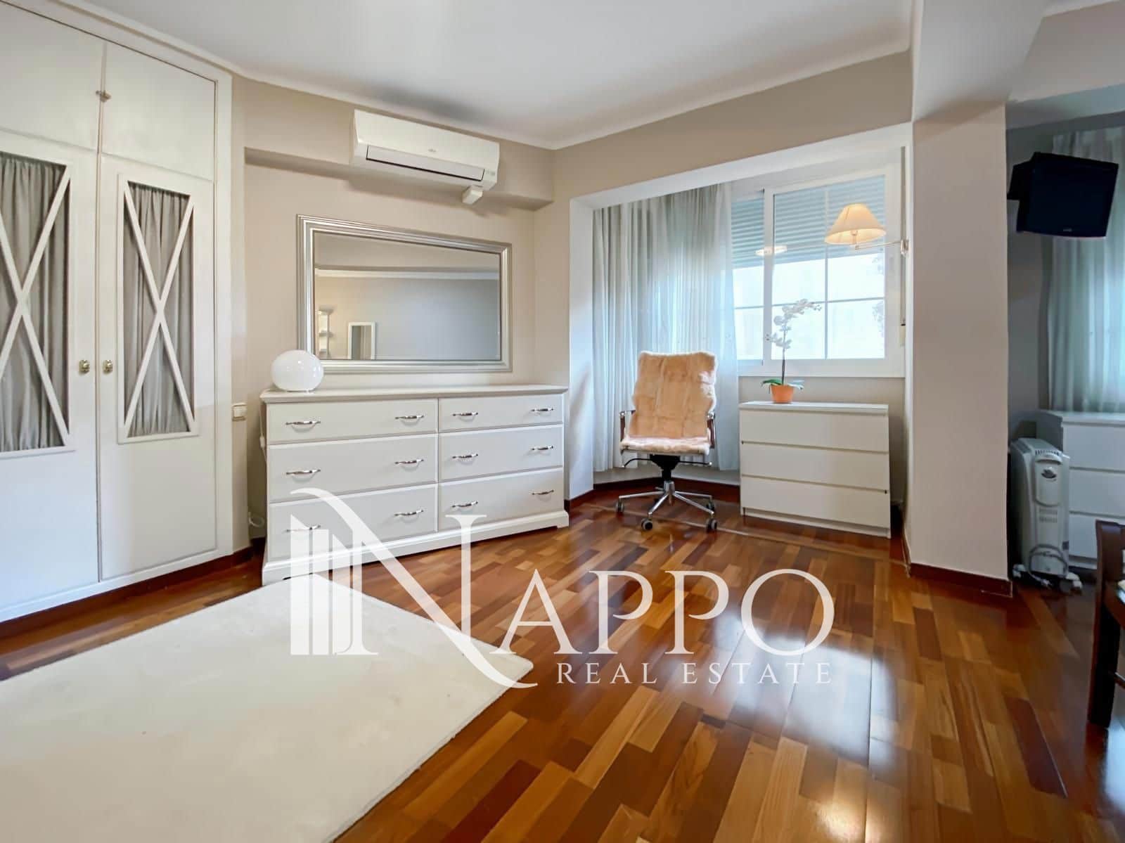 2 makuuhuone Asunto vuokrattavana paikassa Palma de Mallorca mukana 
autotalli - 2 500 € (Ref: 10041496)