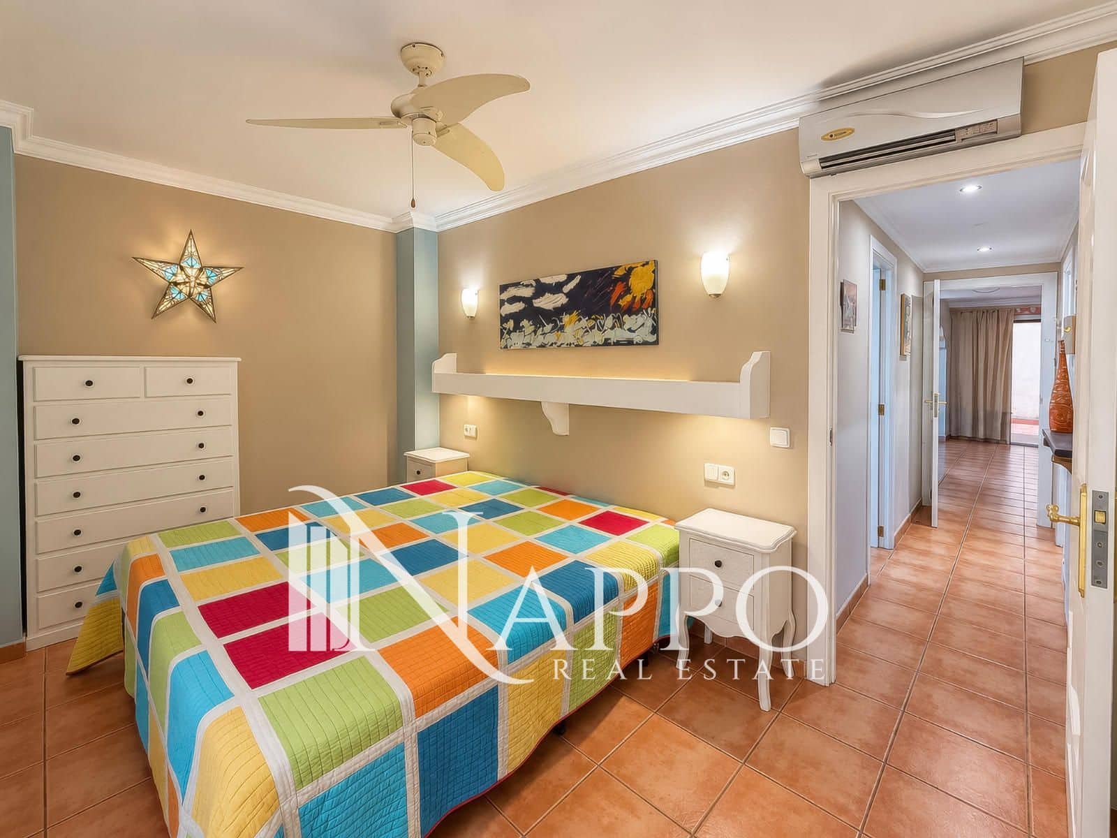 2 bedroom Flat for sale in Palma de Mallorca - € 305,000 (Ref: 10068115)