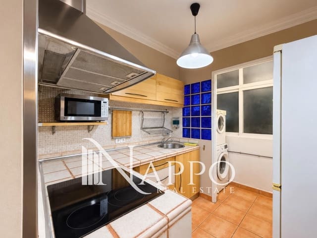2 bedroom Flat for sale in Foners, Palma de Mallorca - € 305,000 (Ref: 10068115)