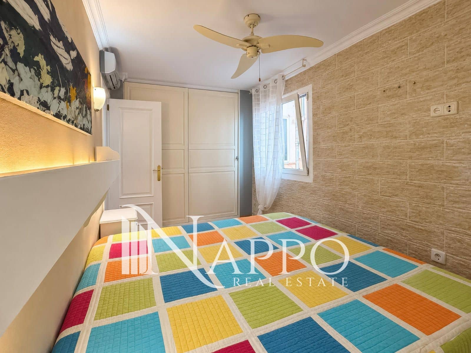2 bedroom Flat for sale in Palma de Mallorca - € 305,000 (Ref: 10068115)