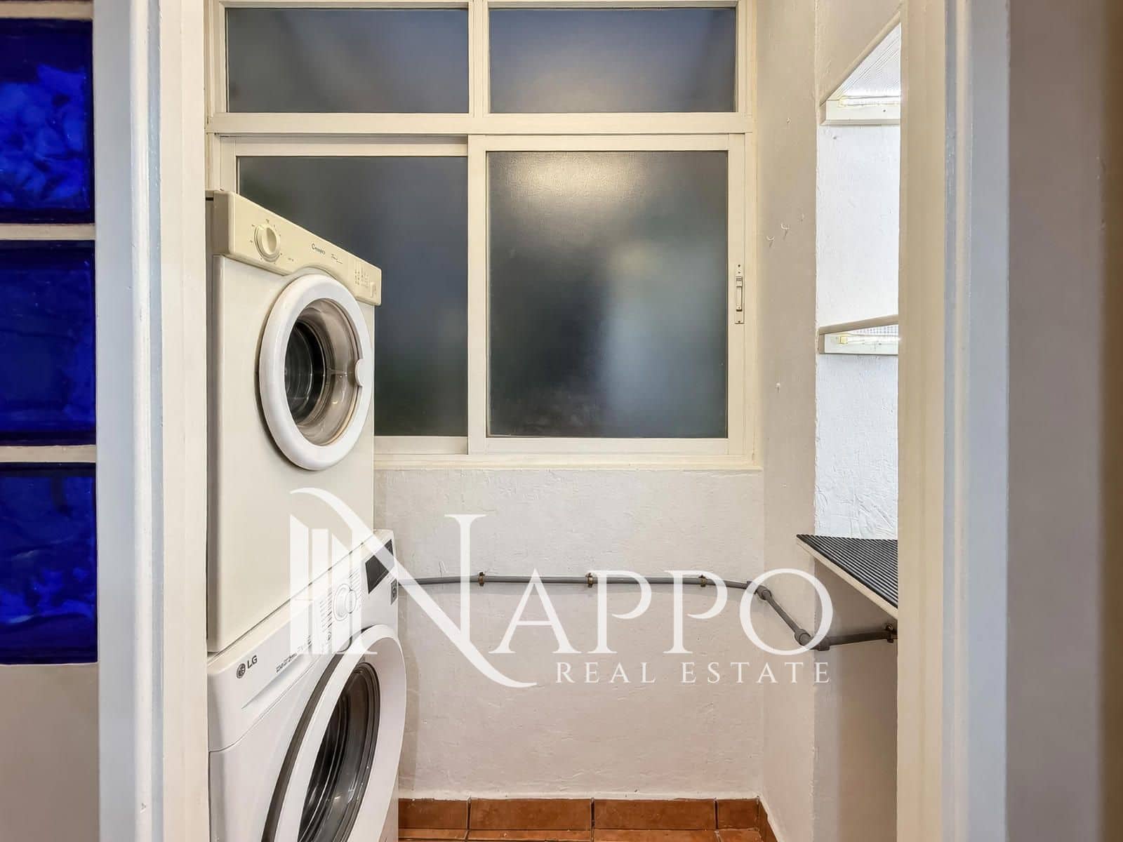2 bedroom Flat for sale in Palma de Mallorca - € 305,000 (Ref: 10068115)