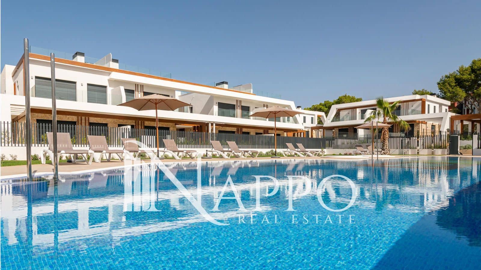 Chalet de 3 habitaciones en Capdepera en venta con piscina garaje - 980.000 € (Ref: 10073016)