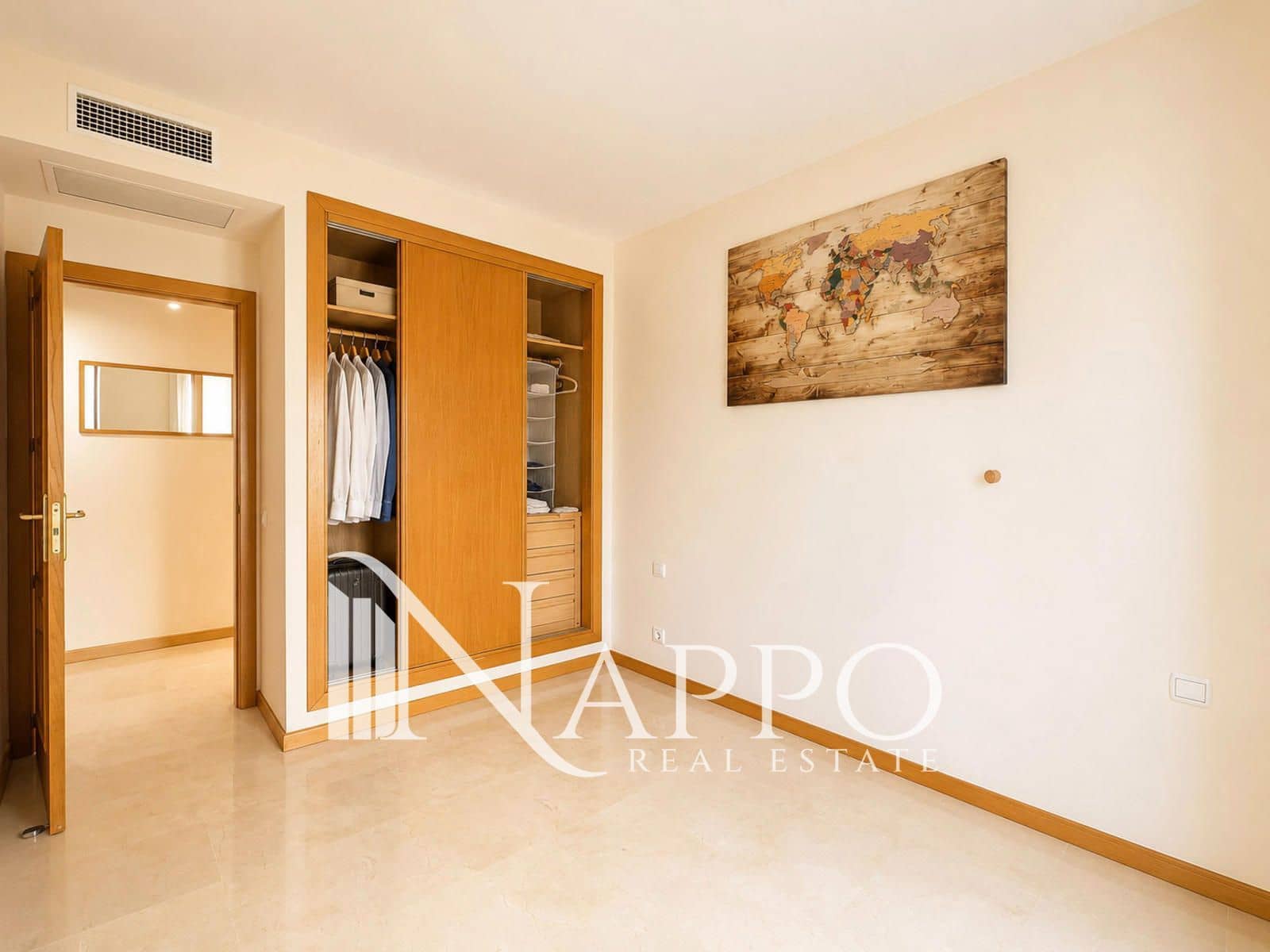 3 quarto Apartamento para arrendar em Palma de Mallorca com piscina garagem - 2 000 € (Ref: 10073372)