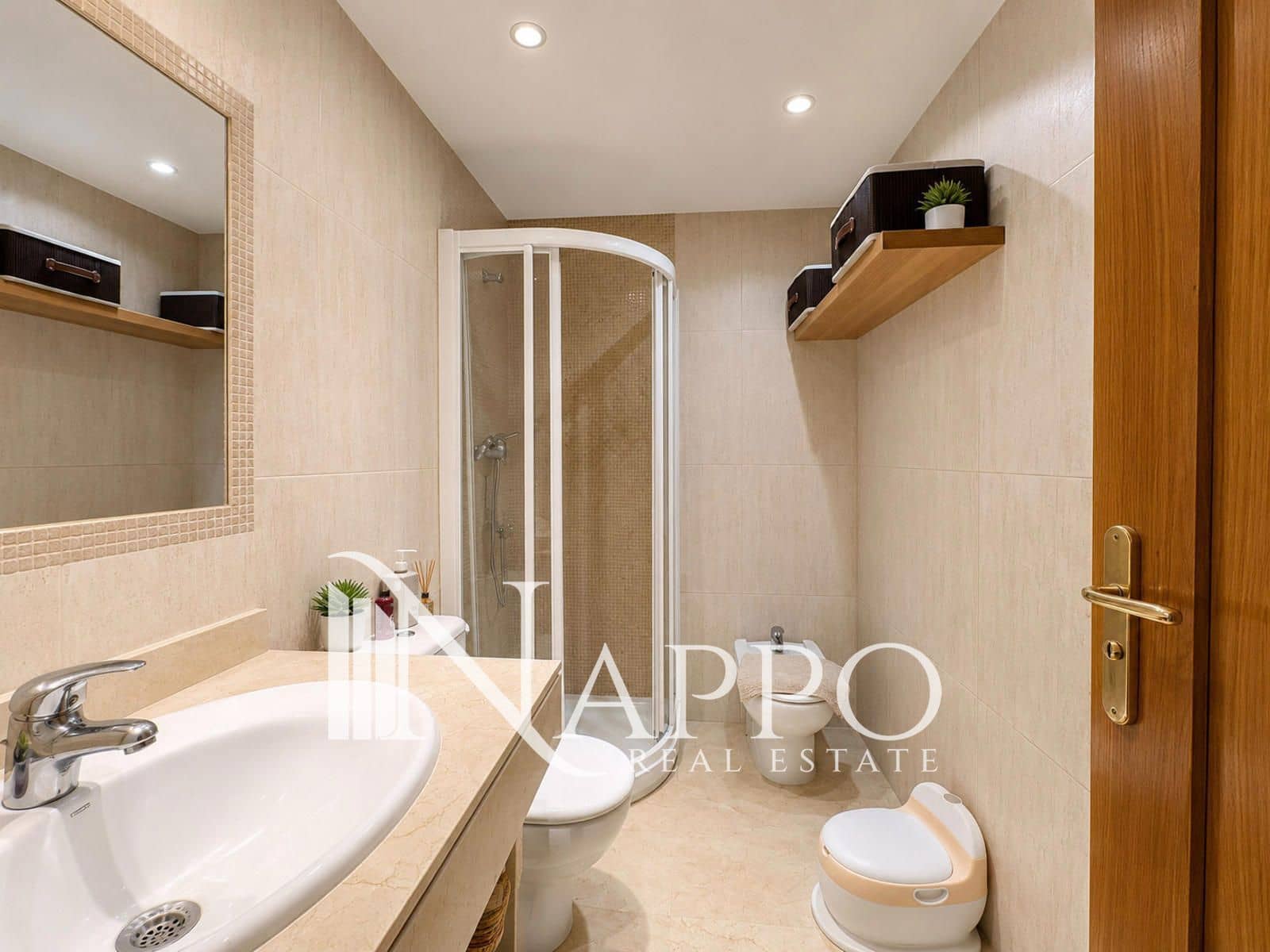 3 quarto Apartamento para arrendar em Palma de Mallorca com piscina garagem - 2 000 € (Ref: 10073372)