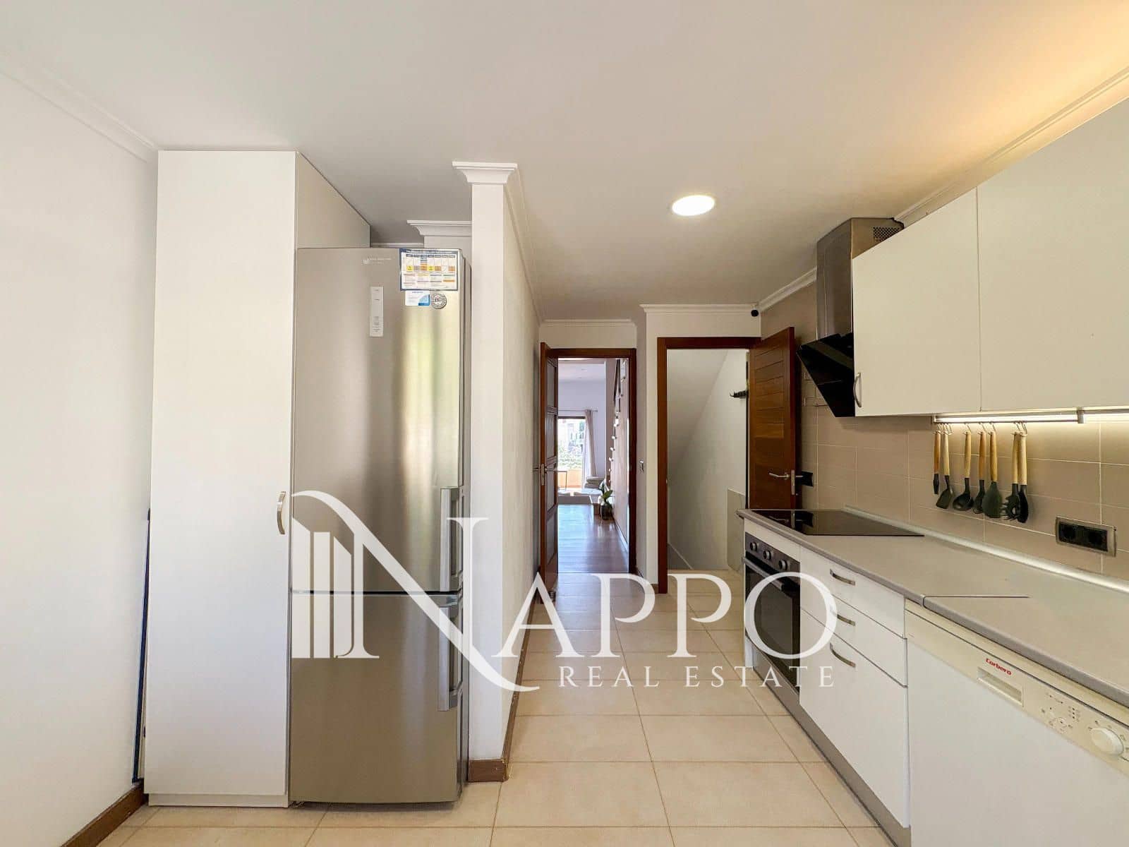 Appartement de 4 chambres à louer à Costitx avec piscine garage - 2 000 € (Ref: 10080143)