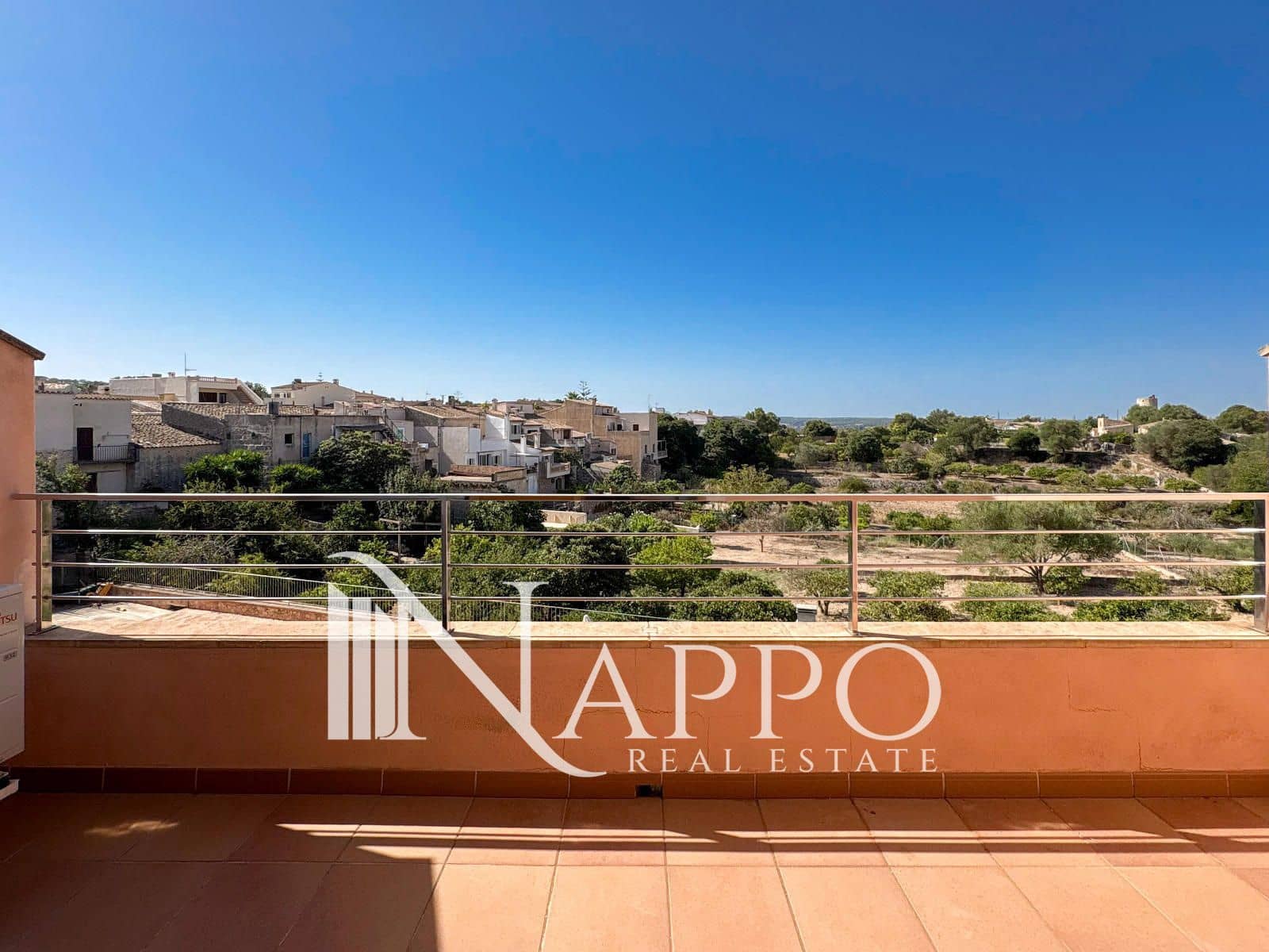 Appartement de 4 chambres à louer à Costitx avec piscine garage - 2 000 € (Ref: 10080143)
