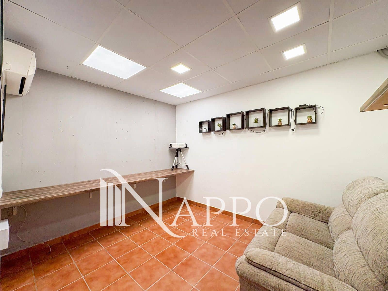 Appartement de 4 chambres à louer à Costitx avec piscine garage - 2 000 € (Ref: 10080143)