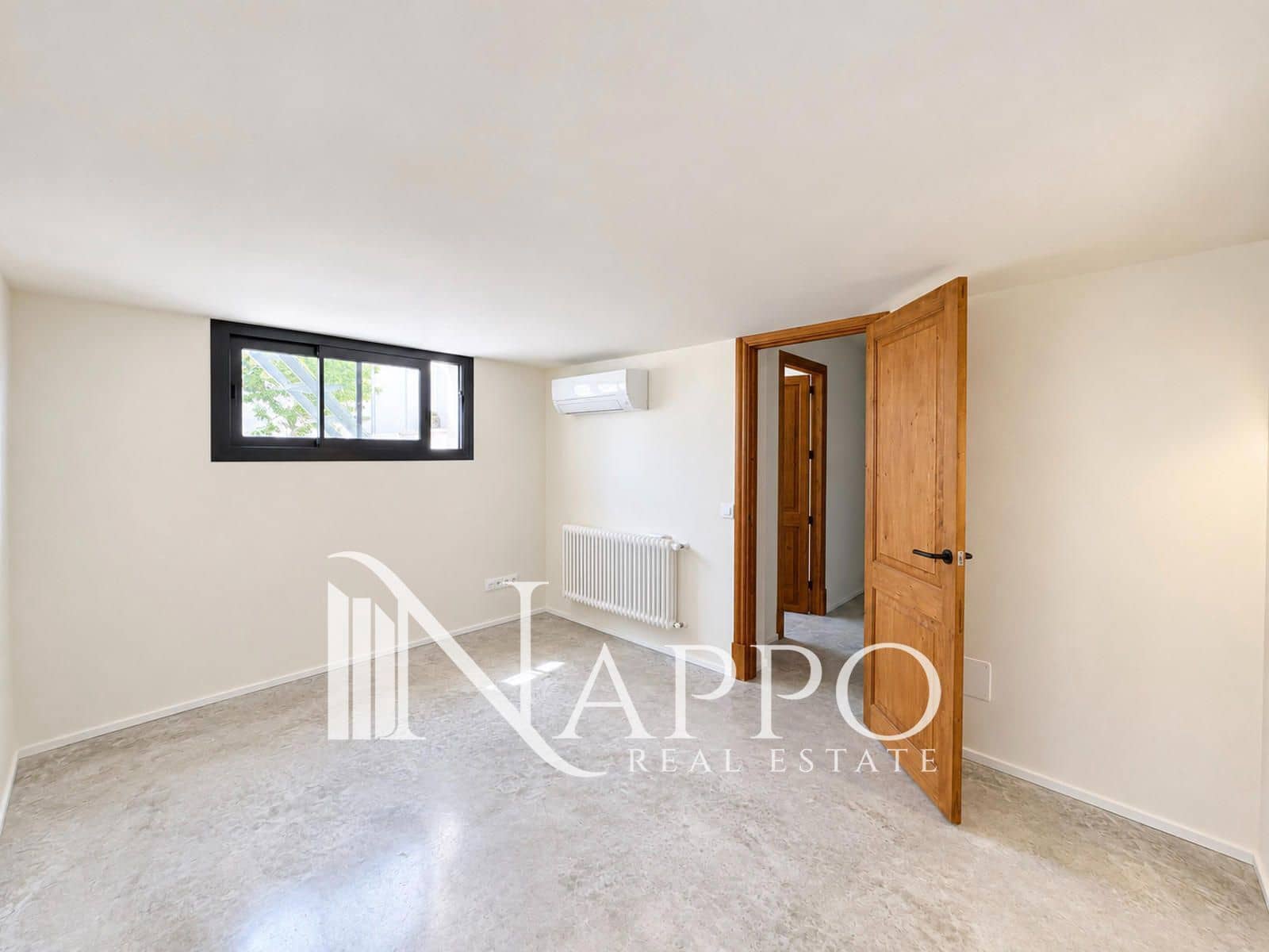 4 sypialnia Dom na sprzedaż w Genova z basenem garażem - 1 300 000 € (Ref: 10109943)