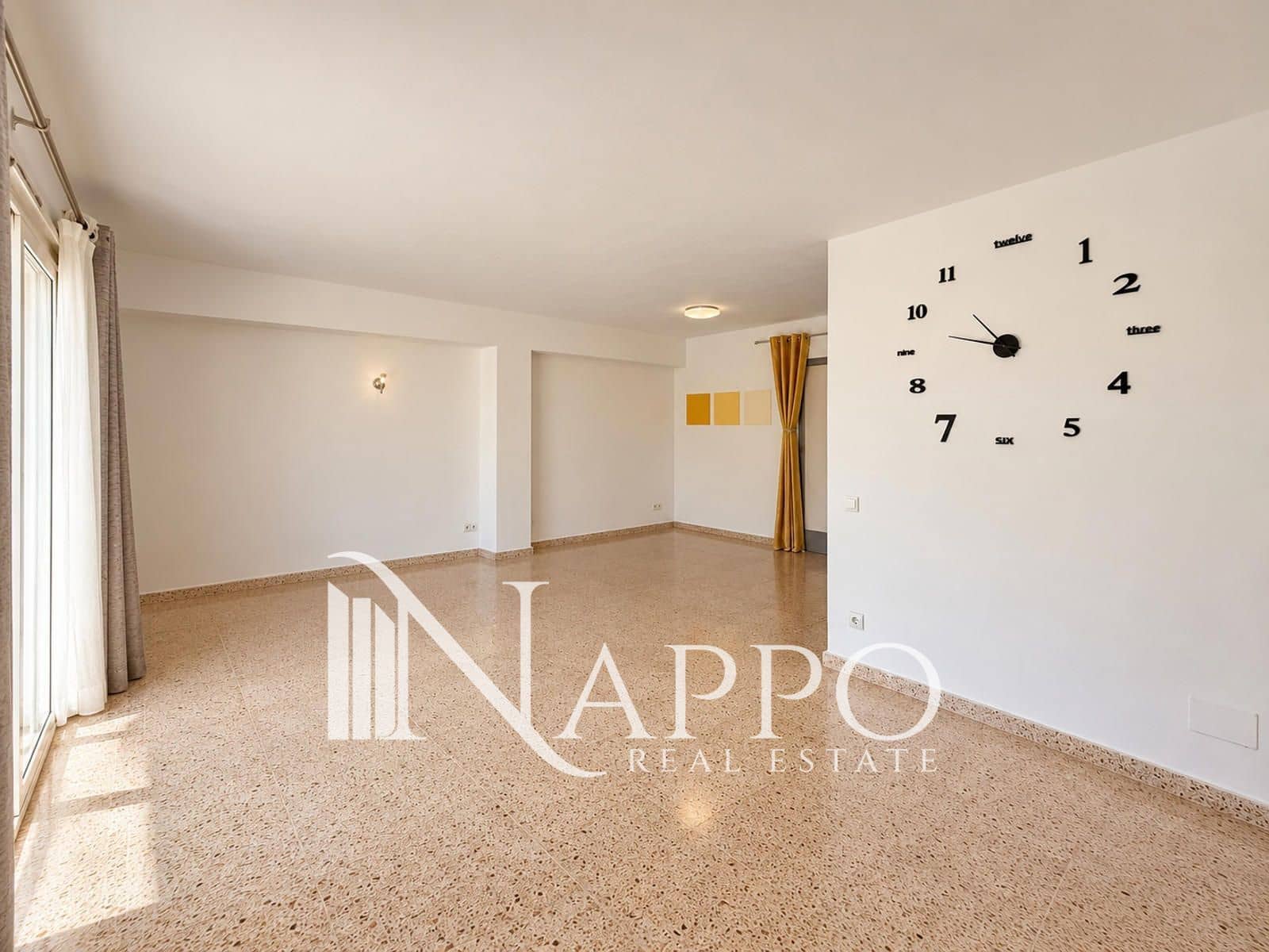 3 sypialnia Mieszkanie na sprzedaż w Son Ferrer z garażem - 370 000 € (Ref: 10109944)