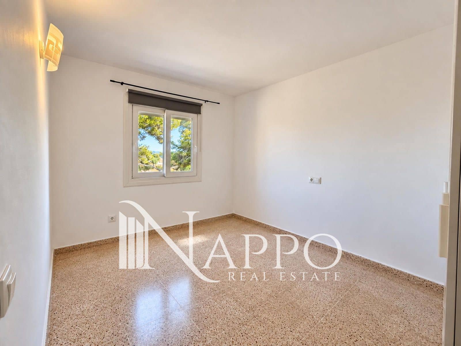3 sypialnia Mieszkanie na sprzedaż w Son Ferrer z garażem - 370 000 € (Ref: 10109944)
