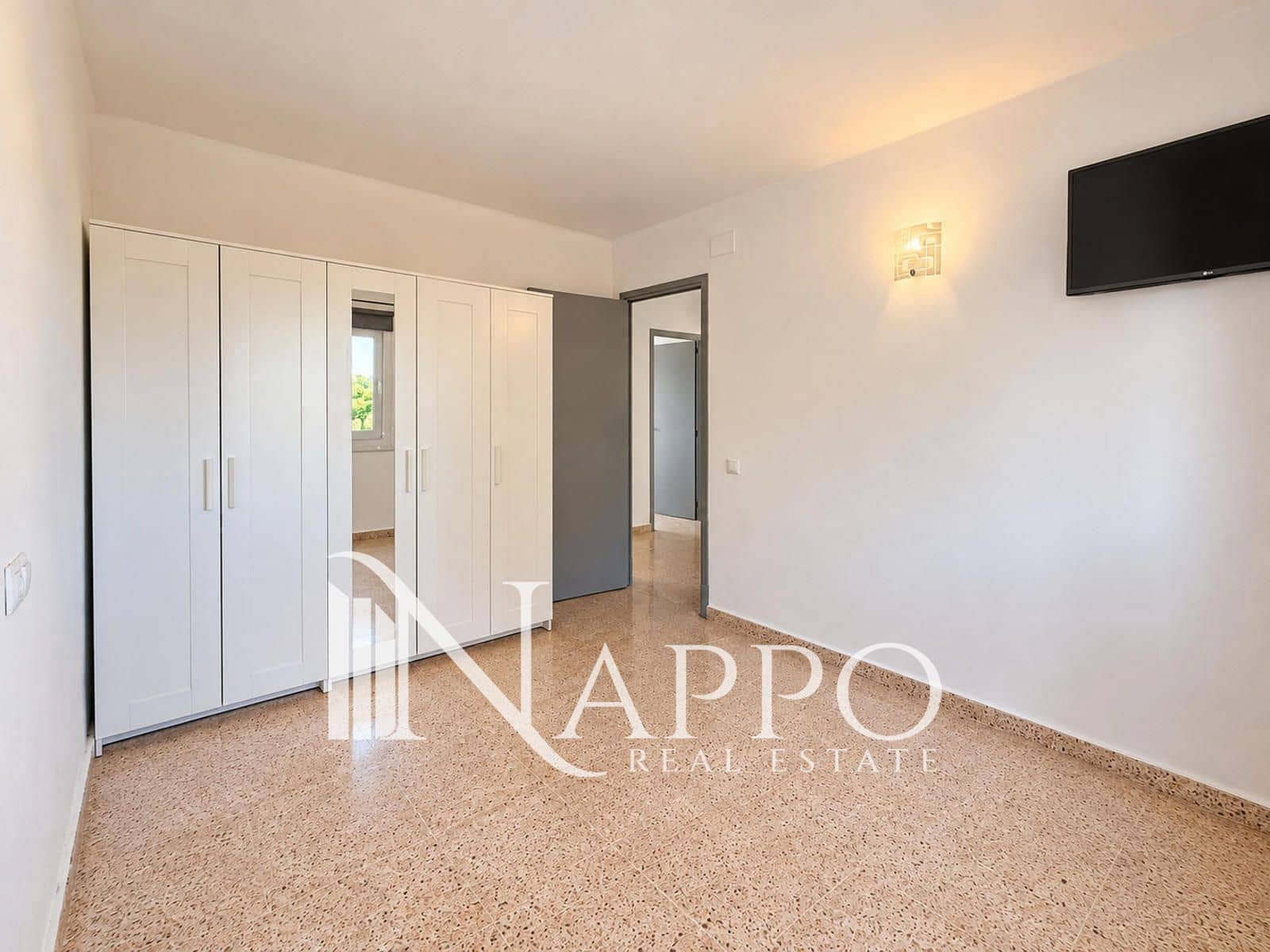3 sypialnia Mieszkanie na sprzedaż w Son Ferrer z garażem - 370 000 € (Ref: 10109944)