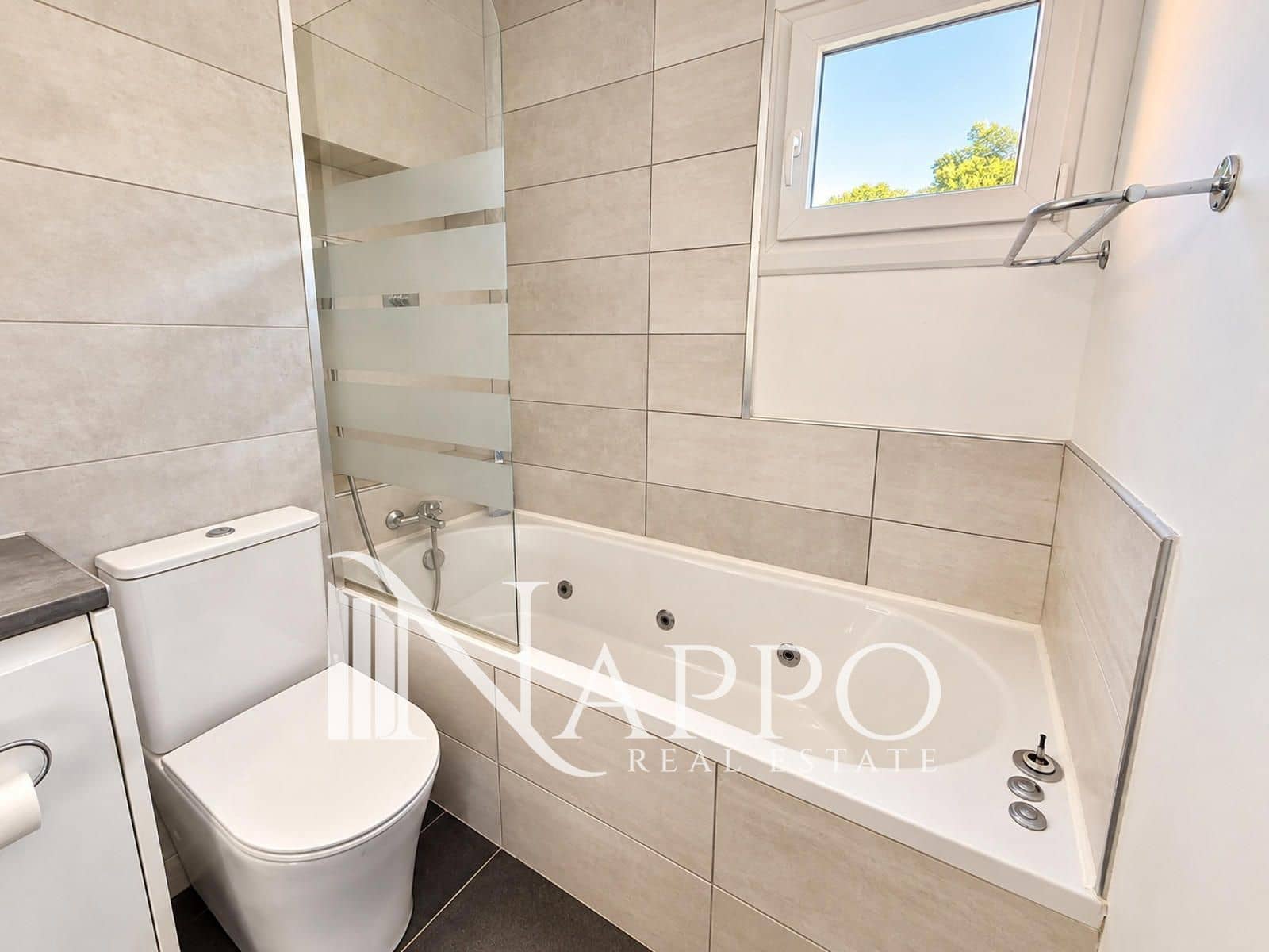3 sypialnia Mieszkanie na sprzedaż w Son Ferrer z garażem - 370 000 € (Ref: 10109944)