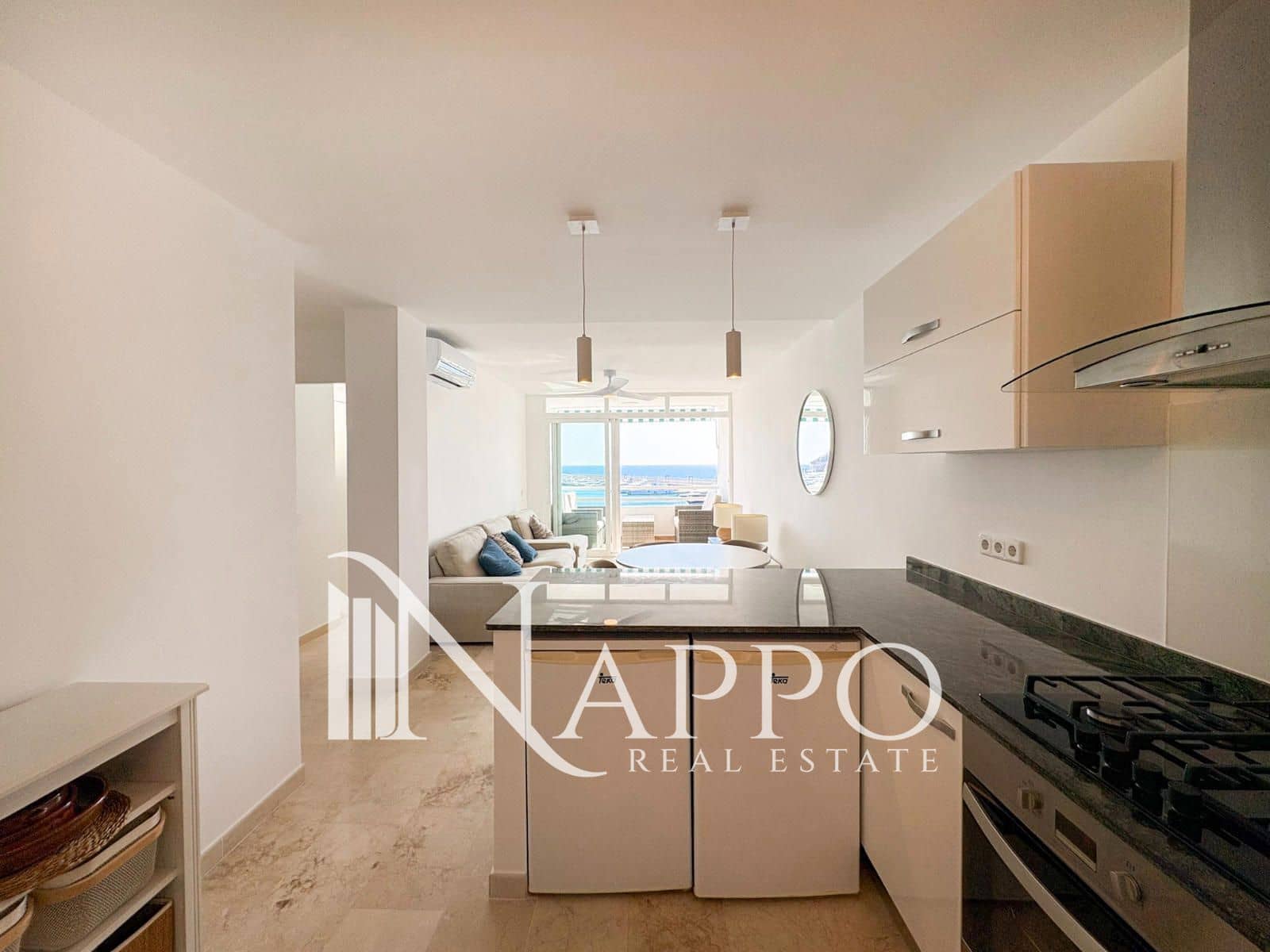 2 soveværelse Lejlighed til leje i El Toro / Port Adriano - € 2.000 (Ref: 10135228)
