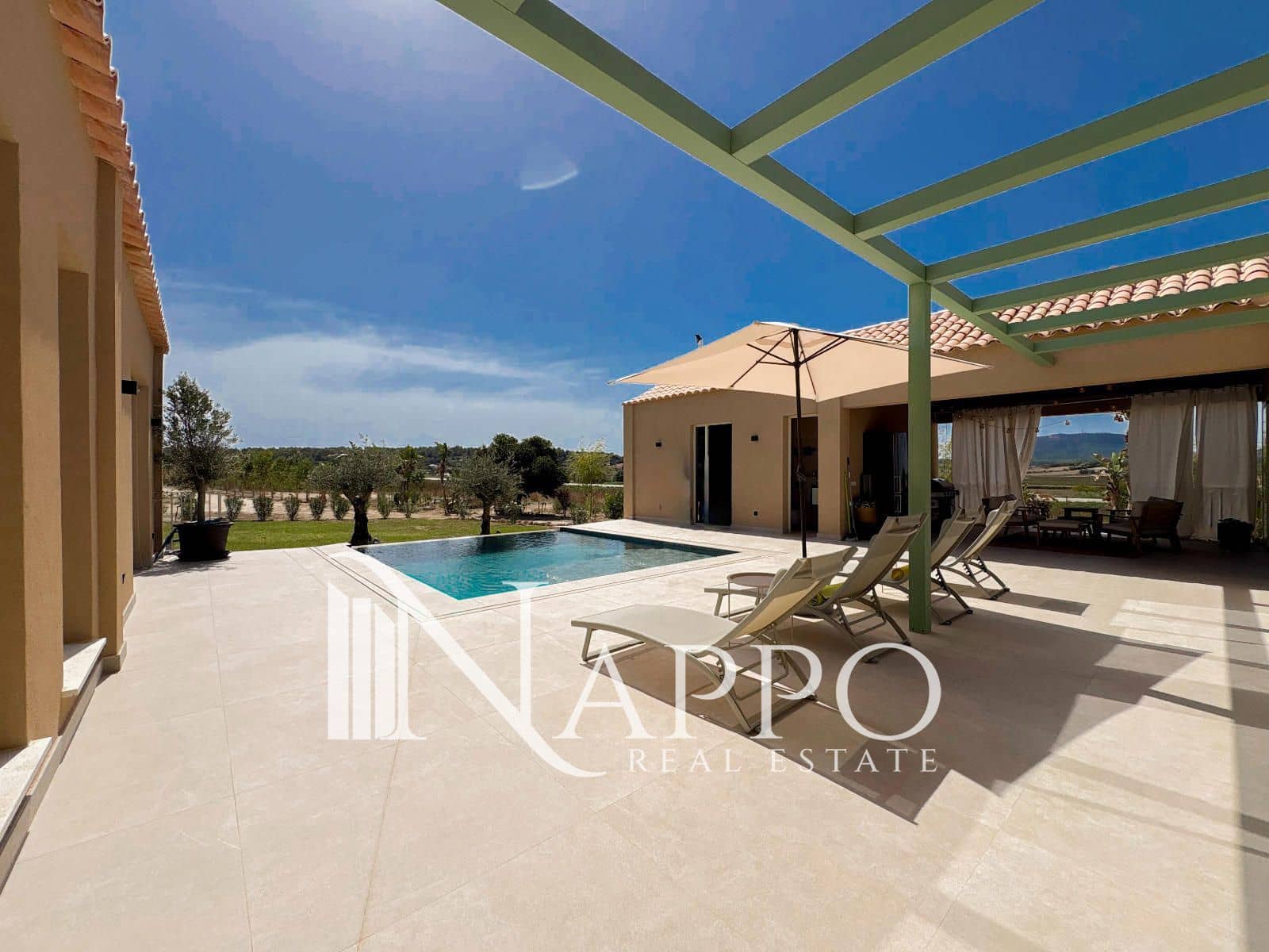 3 bedroom Villa for sale in Montuiri with pool garage - € 5,000,000 (Ref: 10136725)