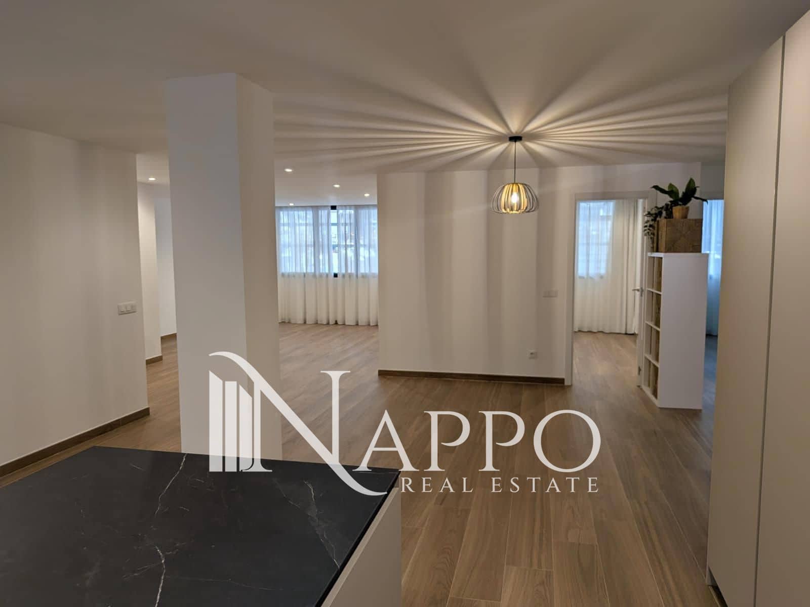 3 quarto Apartamento para arrendar em Palma de Mallorca - 2 750 € (Ref: 10138855)
