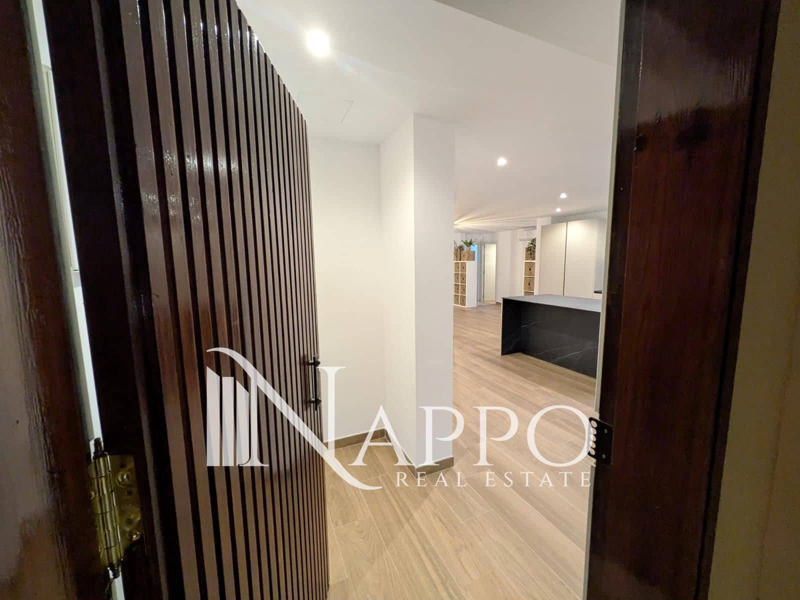 3 quarto Apartamento para arrendar em Palma de Mallorca - 2 750 € (Ref: 10138855)