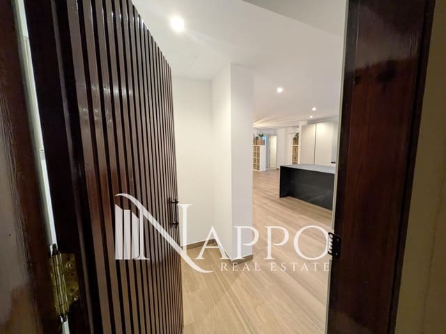 3 quarto Apartamento para arrendar em Palma de Mallorca - 2 750 € (Ref: 10138855)