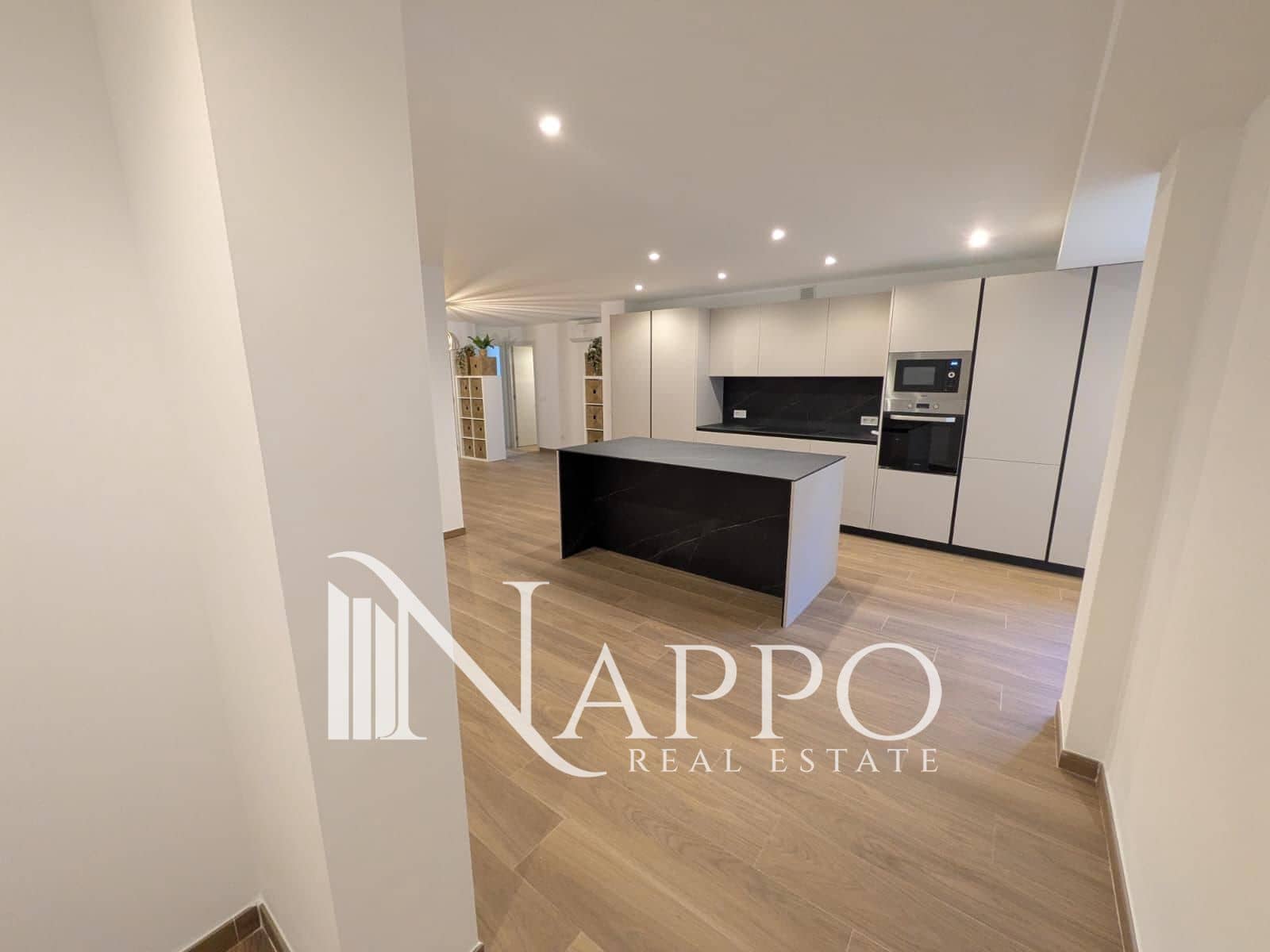 3 quarto Apartamento para arrendar em Palma de Mallorca - 2 750 € (Ref: 10138855)