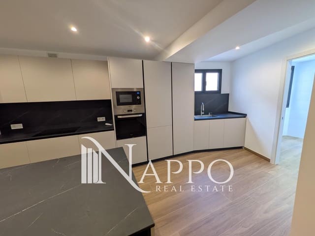 3 quarto Apartamento para arrendar em Palma de Mallorca - 2 750 € (Ref: 10138855)