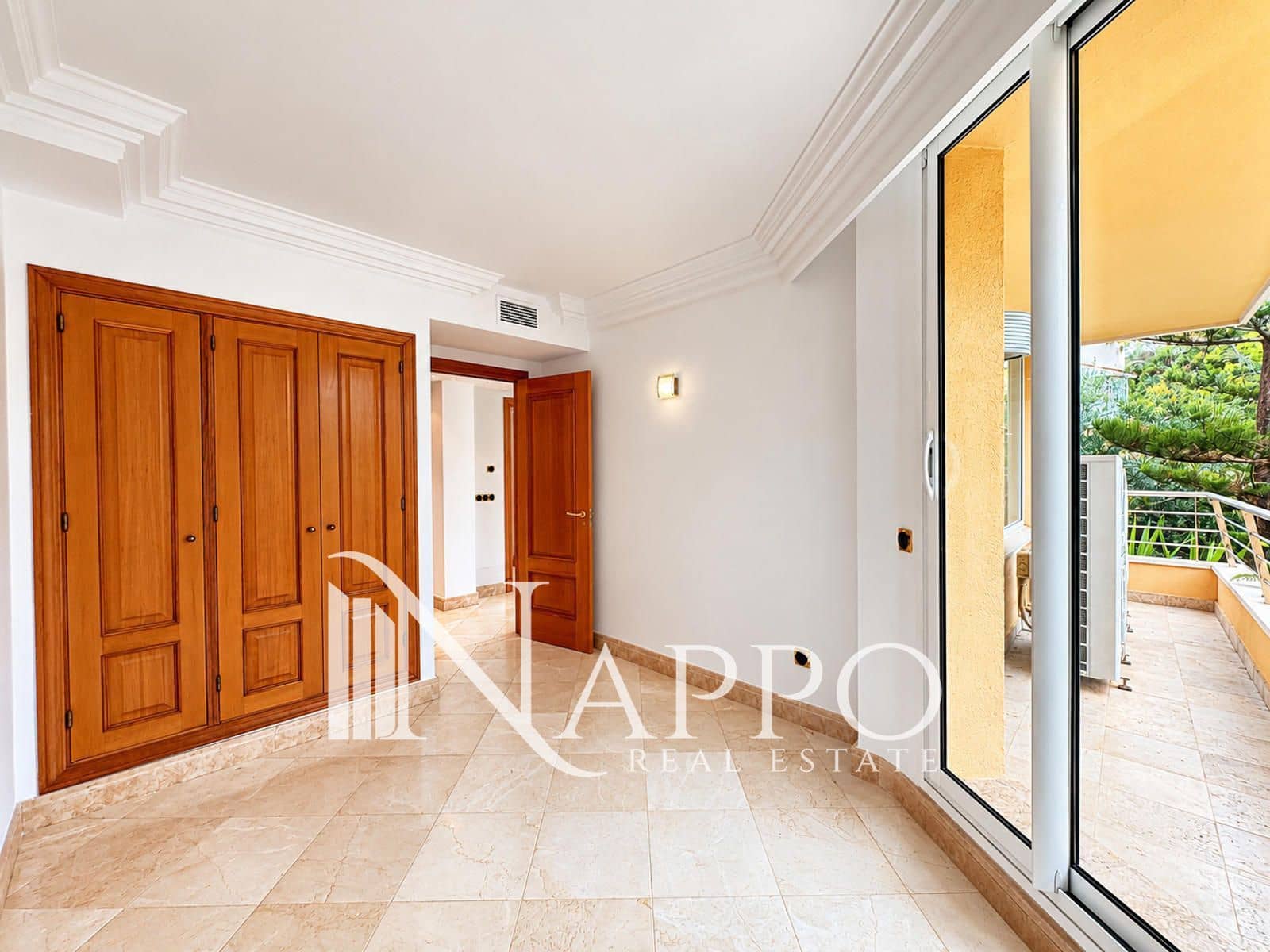 3 bedroom Townhouse for sale in Santa Ponsa with pool garage - € 1,160,000 (Ref: 10145052)