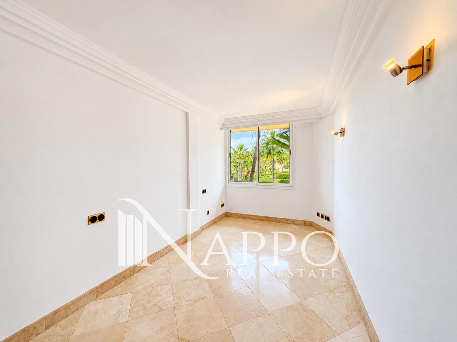 3 bedroom Townhouse for sale in Santa Ponsa with pool garage - € 1,160,000 (Ref: 10145052)