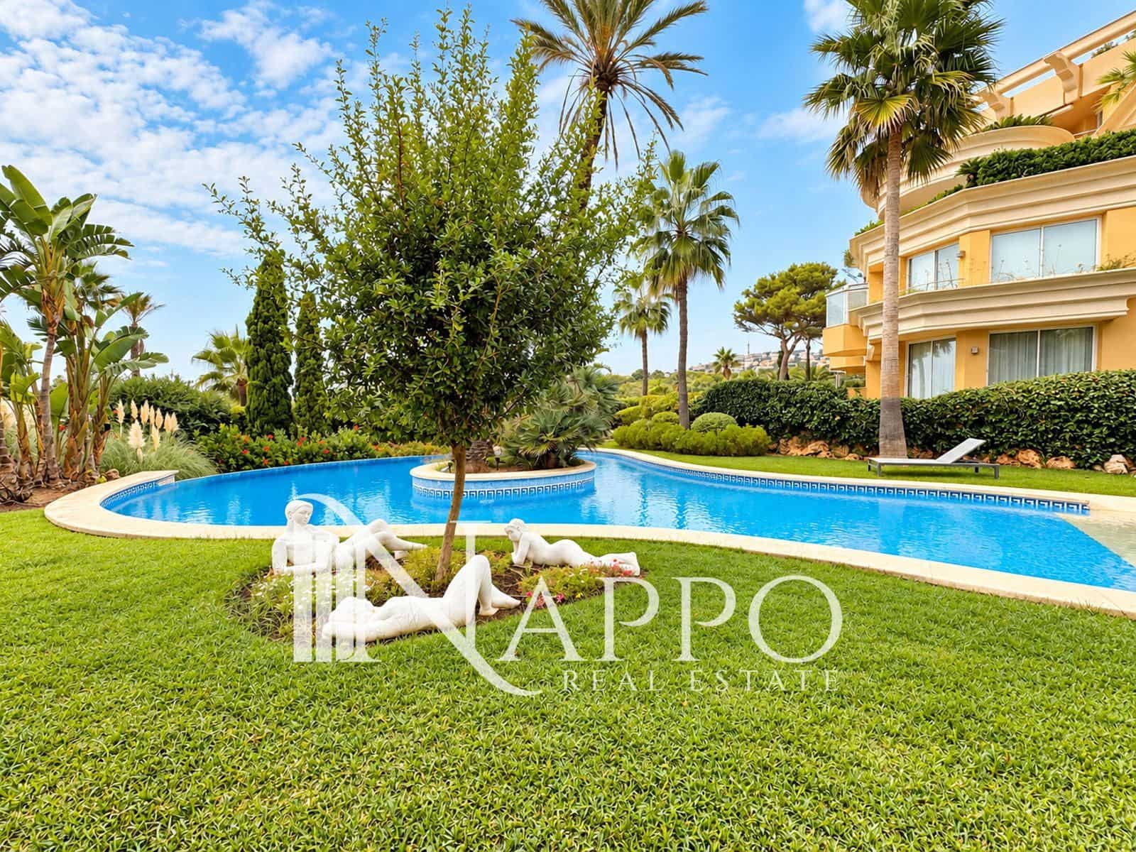 3 bedroom Townhouse for sale in Santa Ponsa with pool garage - € 1,160,000 (Ref: 10145052)