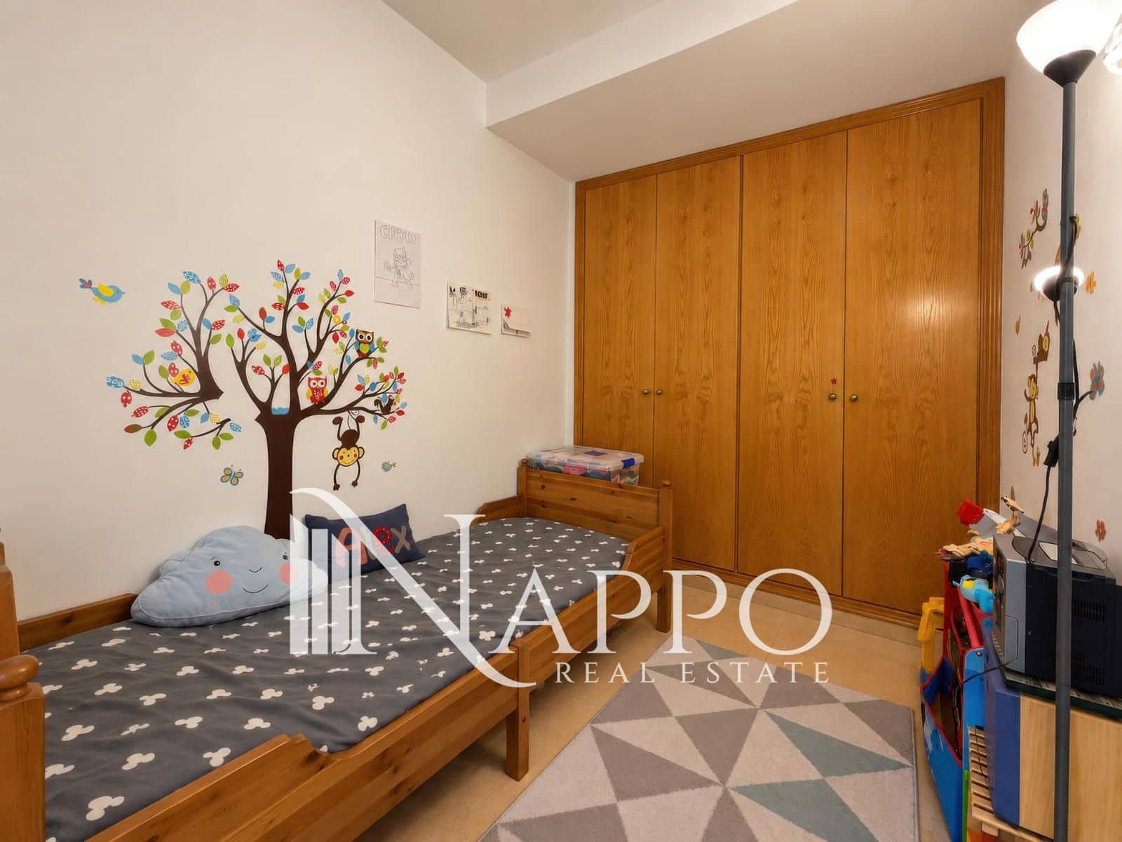 2 bedroom Flat for sale in Palma de Mallorca with pool - € 317,000 (Ref: 10153153)