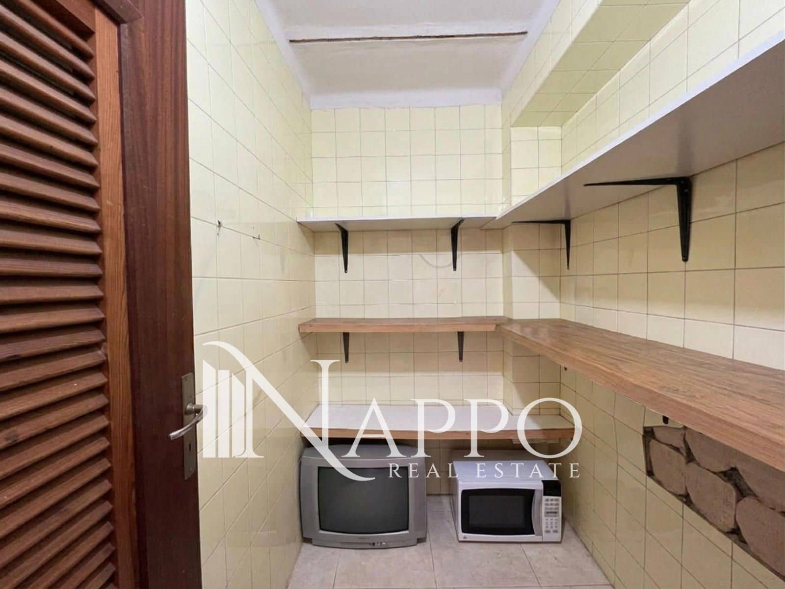 3 bedroom Flat for sale in Palma de Mallorca - € 290,000 (Ref: 10163627)