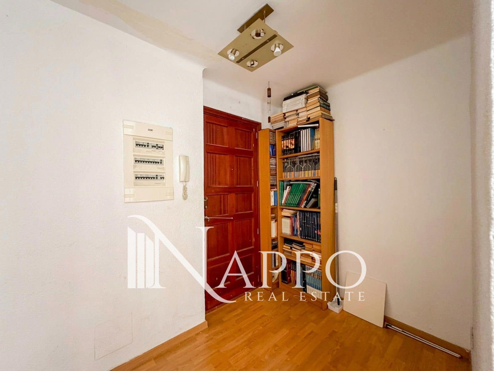 3 bedroom Flat for sale in Palma de Mallorca - € 290,000 (Ref: 10163627)