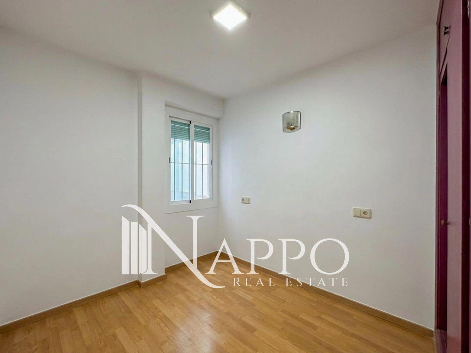 3 bedroom Flat for sale in Palma de Mallorca - € 290,000 (Ref: 10163627)