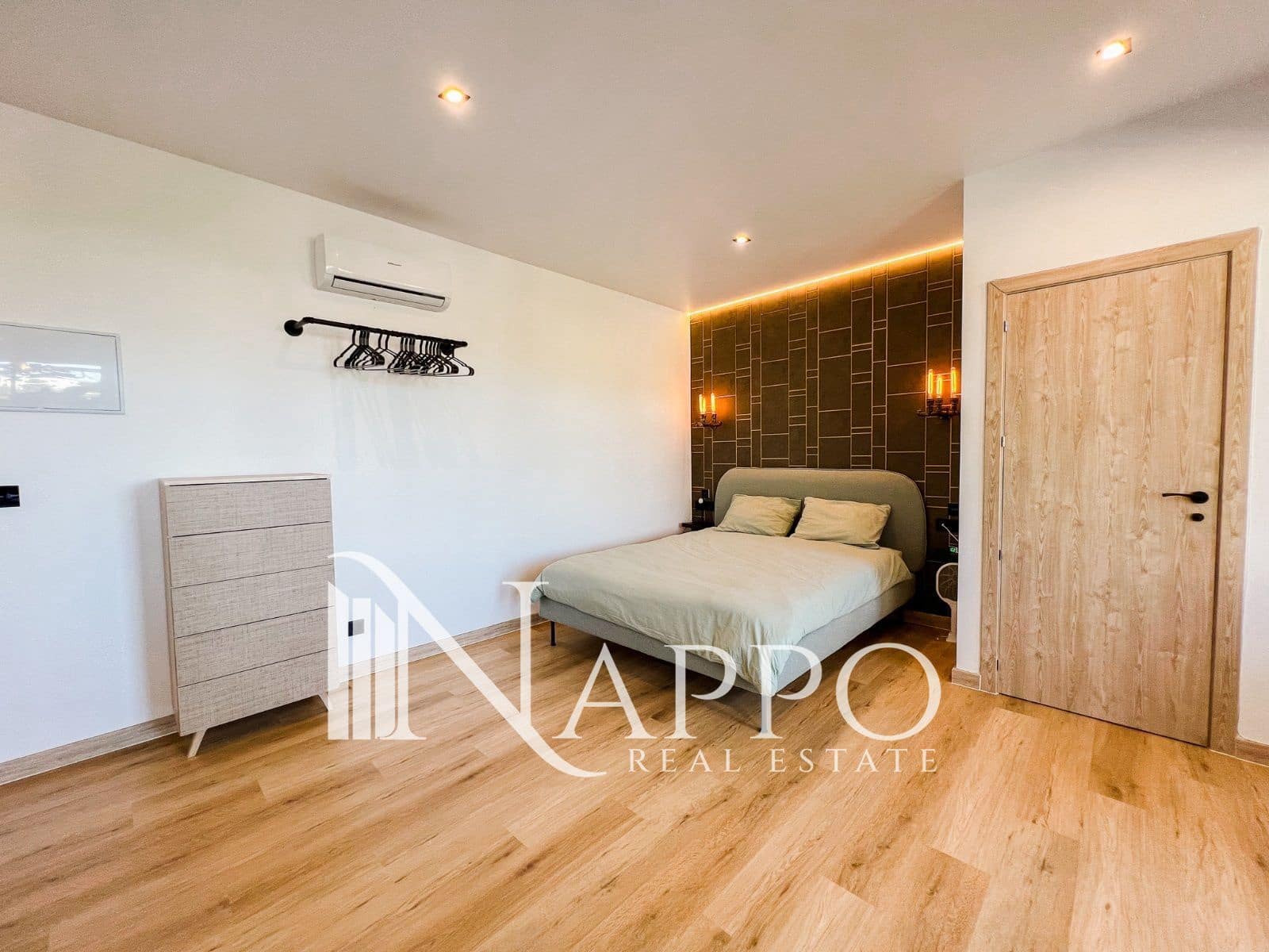 Lejlighed til salg i Cala Mayor med swimmingpool - € 279.000 (Ref: 10173987)