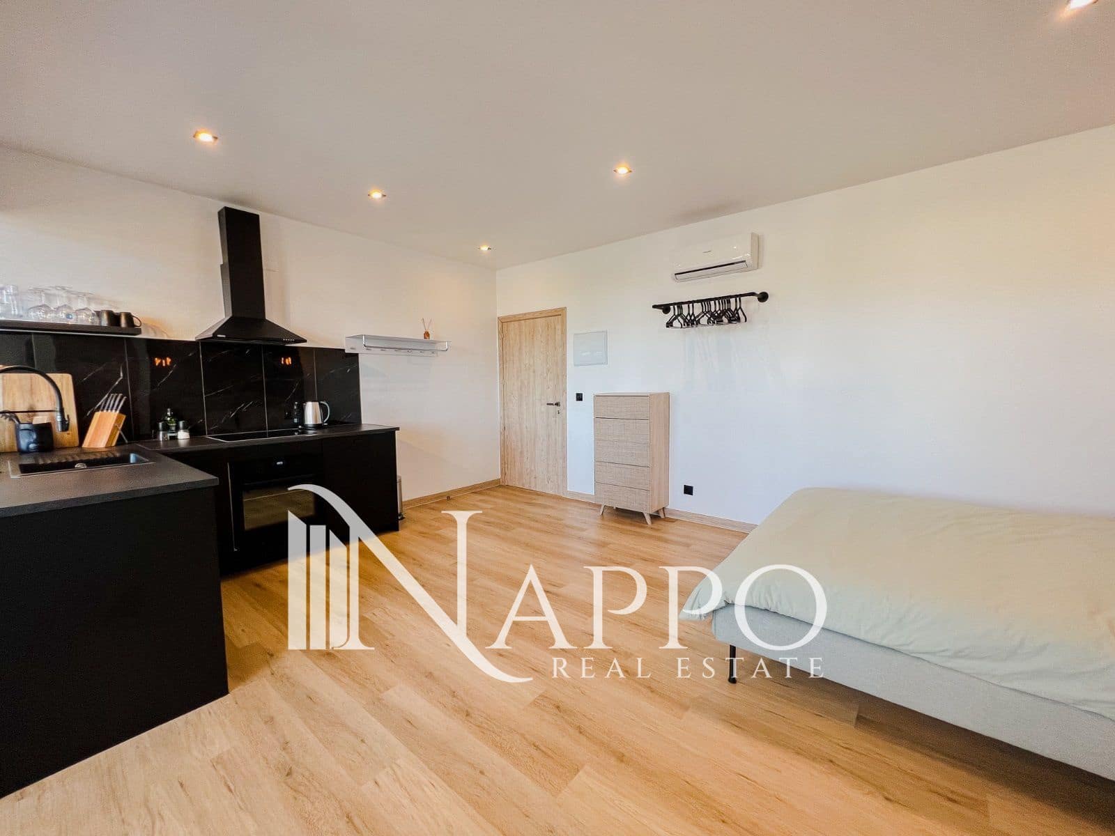 Lejlighed til salg i Cala Mayor med swimmingpool - € 279.000 (Ref: 10173987)