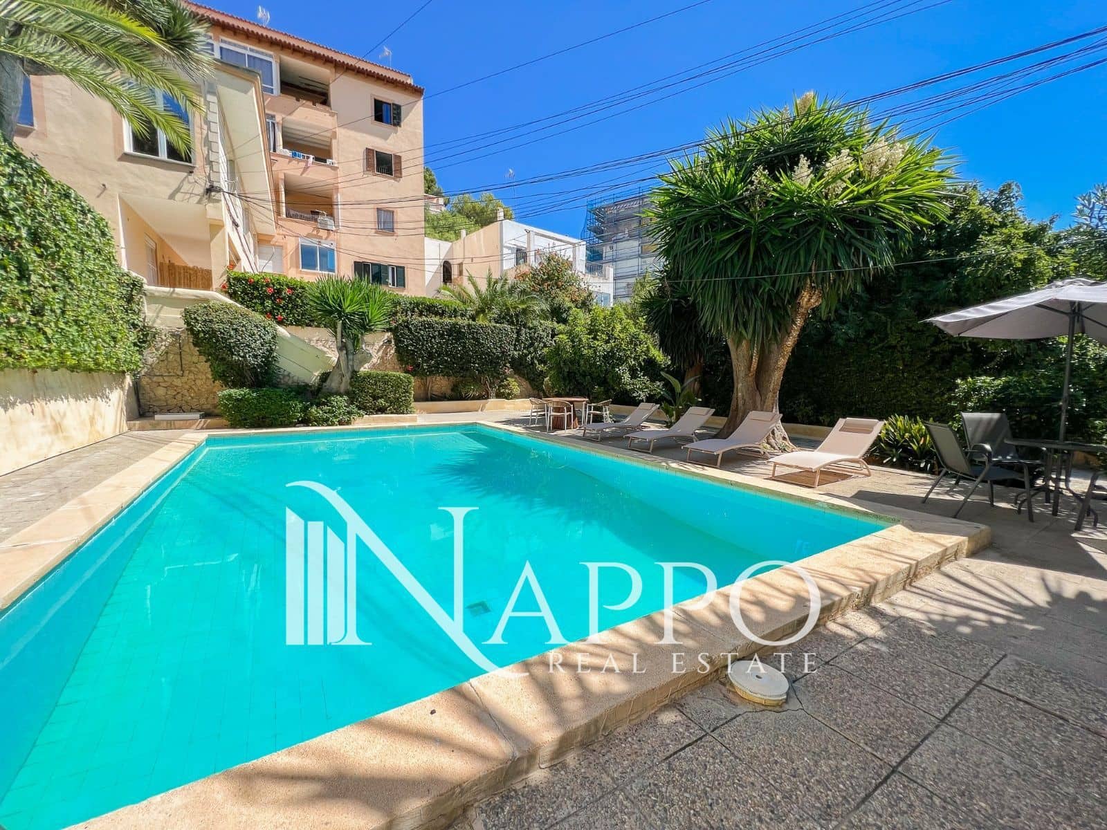 Lejlighed til salg i Cala Mayor med swimmingpool - € 279.000 (Ref: 10173987)