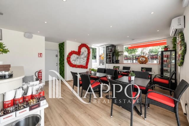 Kaupallinen myytävänä paikassa Cala Mayor, Palma de Mallorca - 690 000 € (Ref: 10179497)