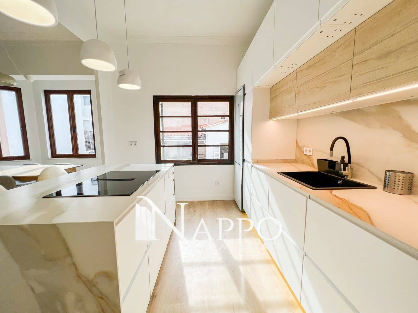 3 quarto Apartamento para arrendar em Palma de Mallorca - 3 000 € (Ref: 7624662)