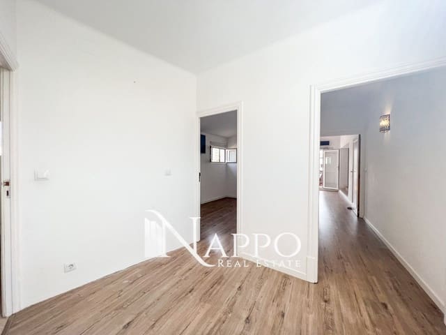 2 bedroom Penthouse for rent in Son Armadans, Palma de Mallorca - € 1,350 (Ref: 7685979)