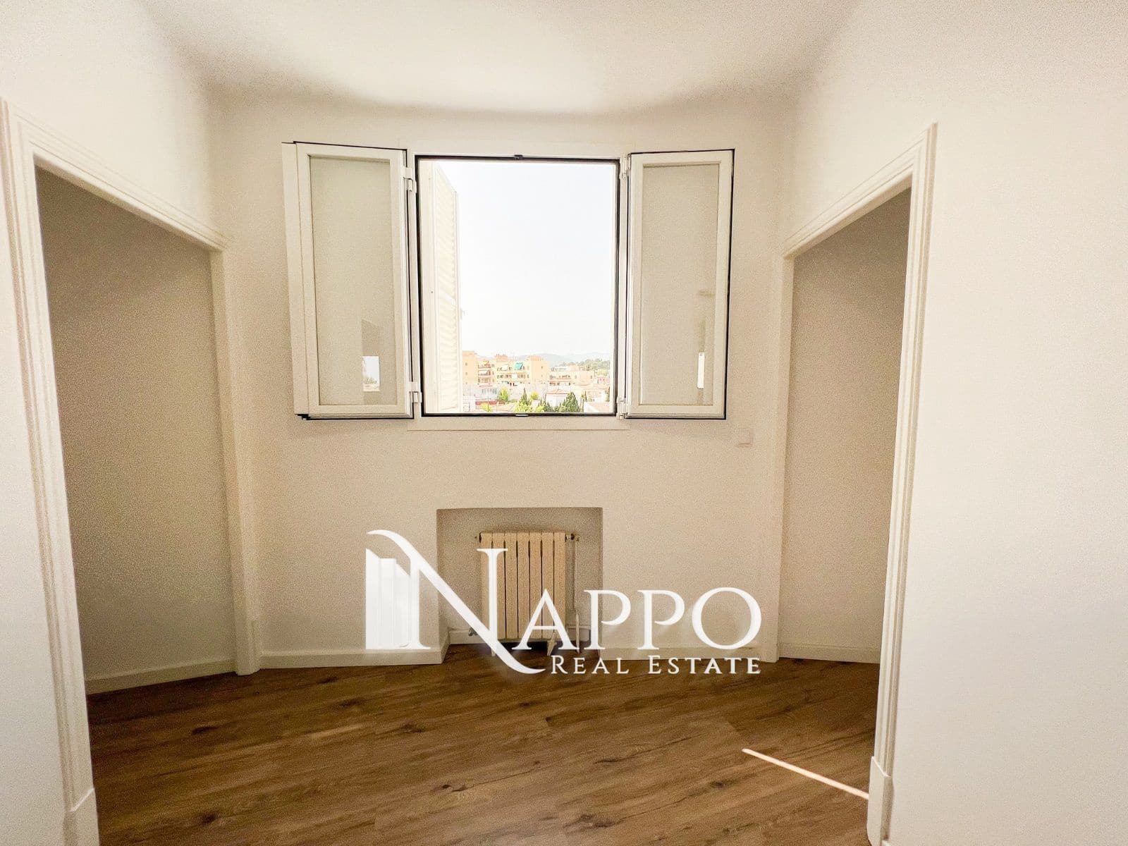 2 bedroom Penthouse for rent in Palma de Mallorca - € 1,350 (Ref: 7685979)