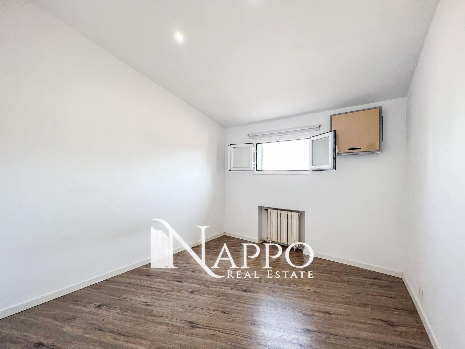 2 bedroom Penthouse for rent in Palma de Mallorca - € 1,350 (Ref: 7685979)