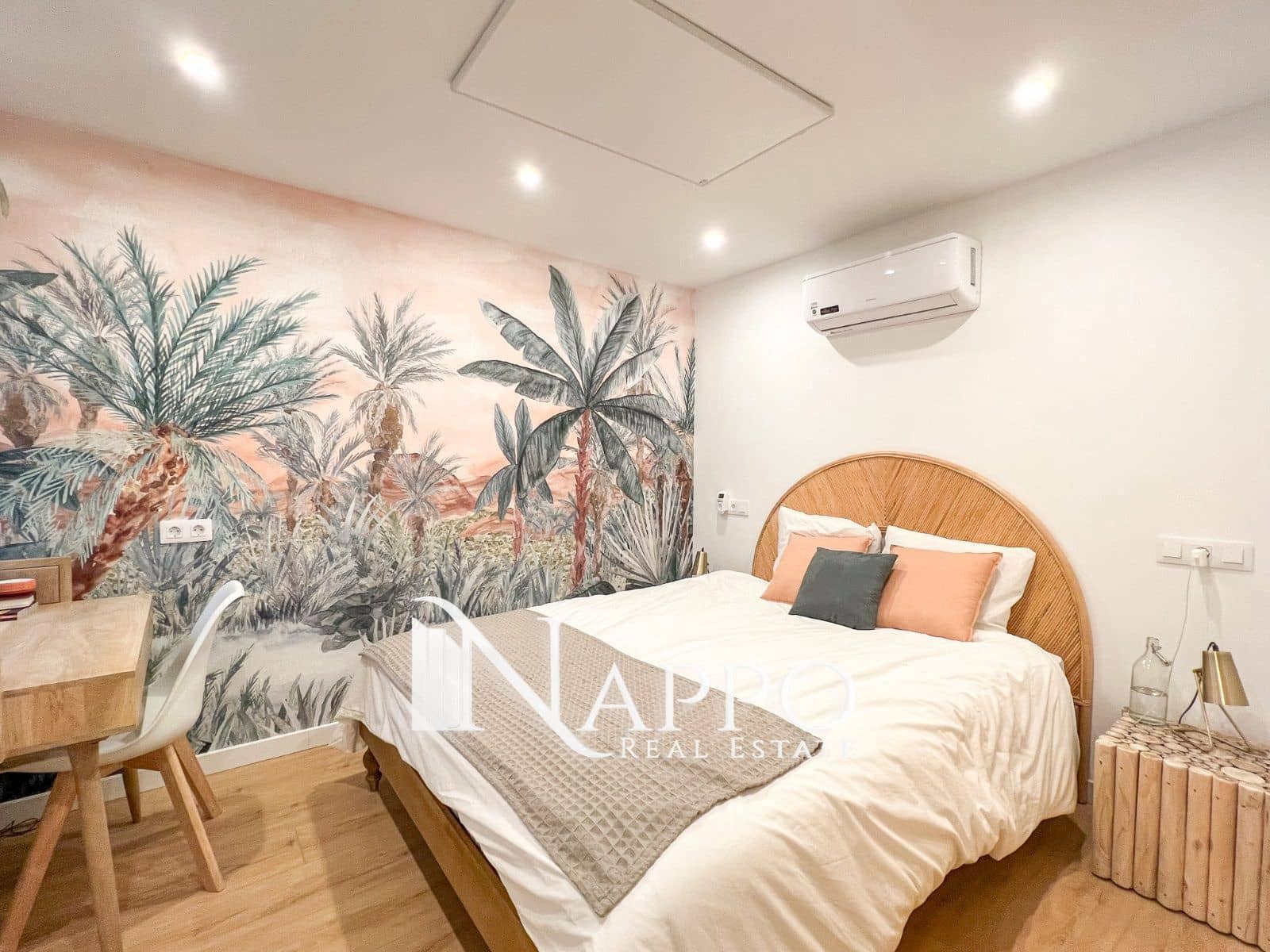 3 slaapkamer Flat te huur in L'Arenal / S'Arenal - € 2.100 (Ref: 7740865)