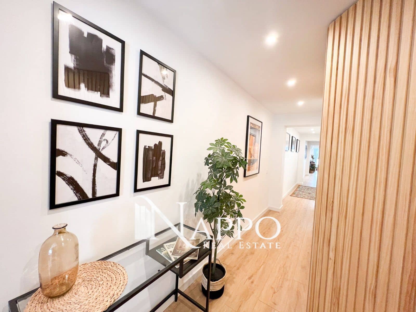 3 slaapkamer Flat te huur in L'Arenal / S'Arenal - € 2.100 (Ref: 7740865)