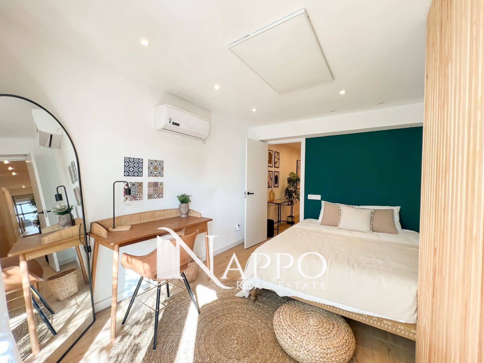 3 slaapkamer Flat te huur in L'Arenal / S'Arenal - € 2.100 (Ref: 7740865)