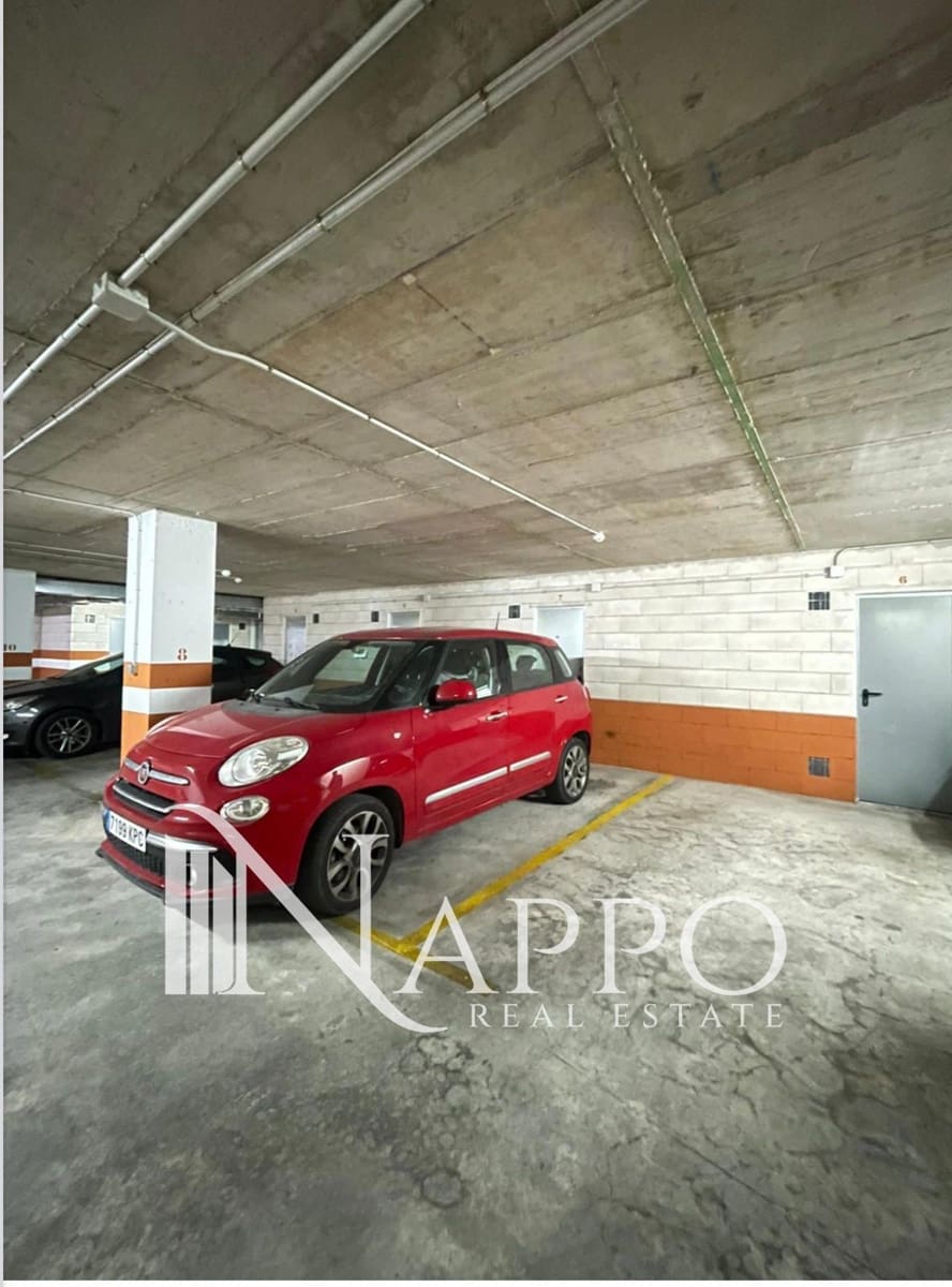 2 bedroom Flat for rent in Palma de Mallorca with garage - € 1,400 (Ref: 7902545)