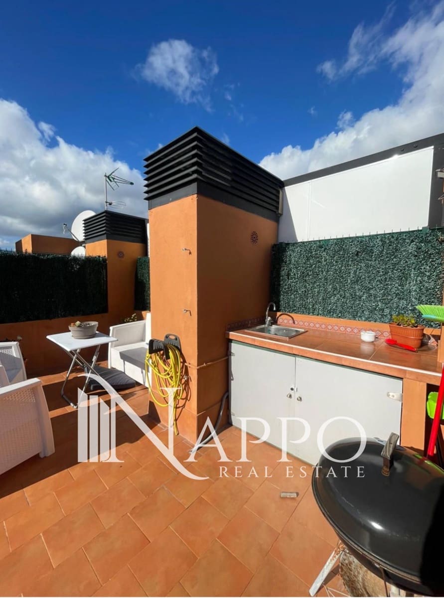 2 bedroom Flat for rent in Palma de Mallorca with garage - € 1,400 (Ref: 7902545)