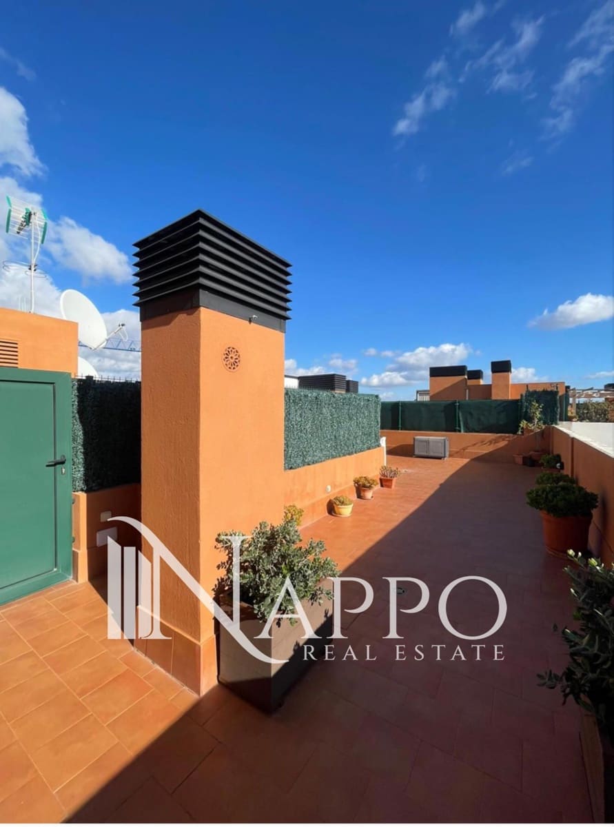 2 bedroom Flat for rent in Palma de Mallorca with garage - € 1,400 (Ref: 7902545)