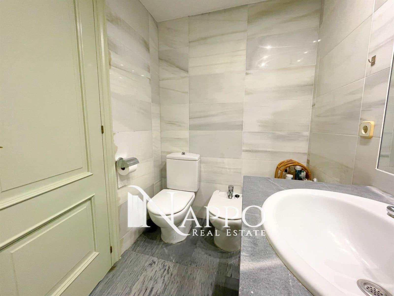 3 quarto Apartamento para arrendar em Palma de Mallorca com piscina - 2 500 € (Ref: 8028916)