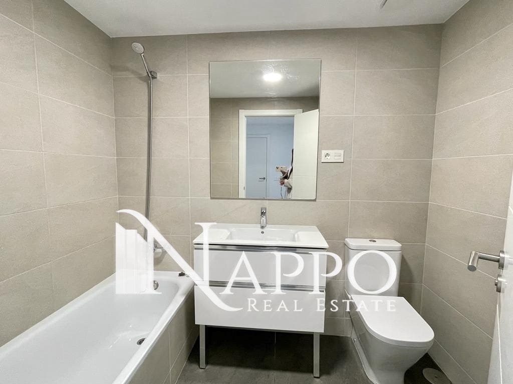 4 soveværelse Penthouse til leje i Palma de Mallorca med swimmingpool garage - € 2.400 (Ref: 8040717)