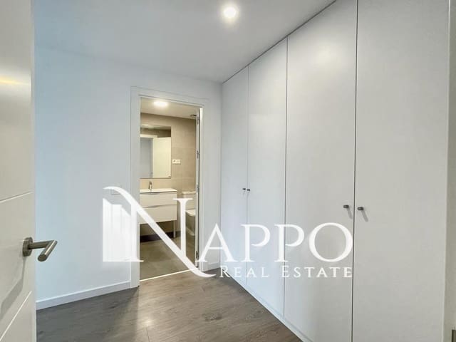 4 soveværelse Penthouse til leje i Arxiduc, Palma de Mallorca med swimmingpool garage - € 2.400 (Ref: 8040717)