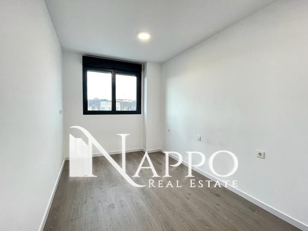 4 soveværelse Penthouse til leje i Palma de Mallorca med swimmingpool garage - € 2.400 (Ref: 8040717)