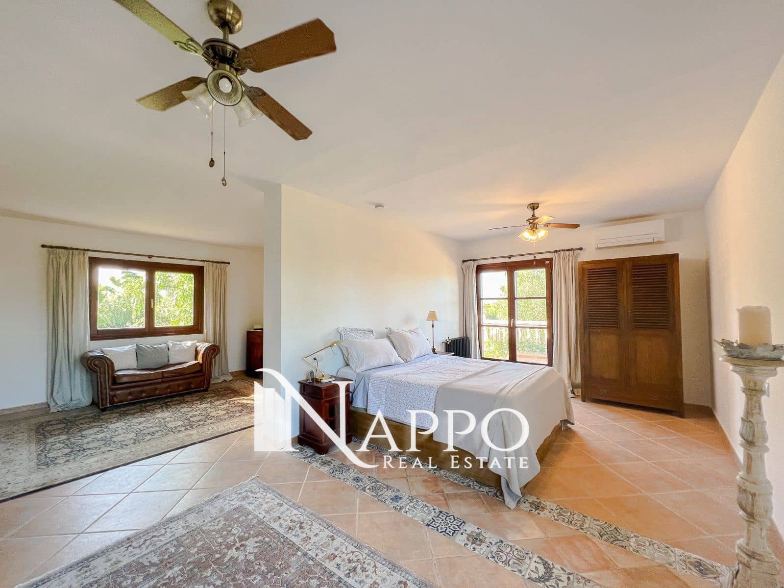 3 bedroom Villa for sale in Muro - € 1,580,000 (Ref: 8052664)